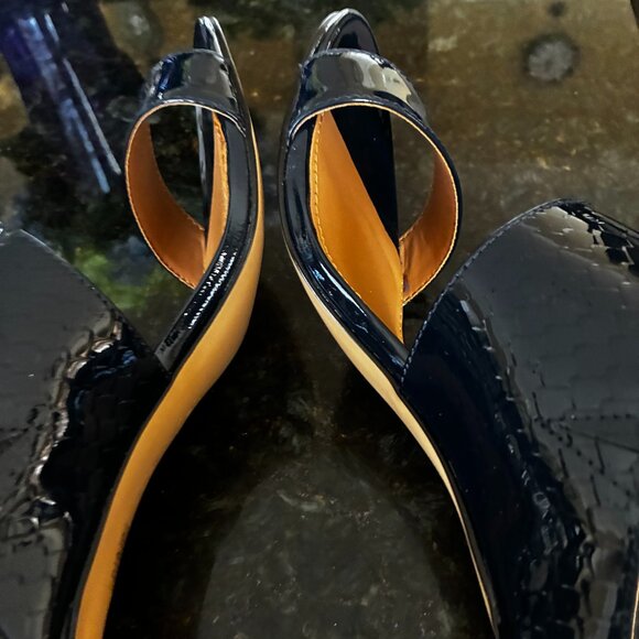 Womens Navy Cecily Patent Python Sandals Slip in Heels Size 6.5 Worn once w/box - Picture 3 of 8